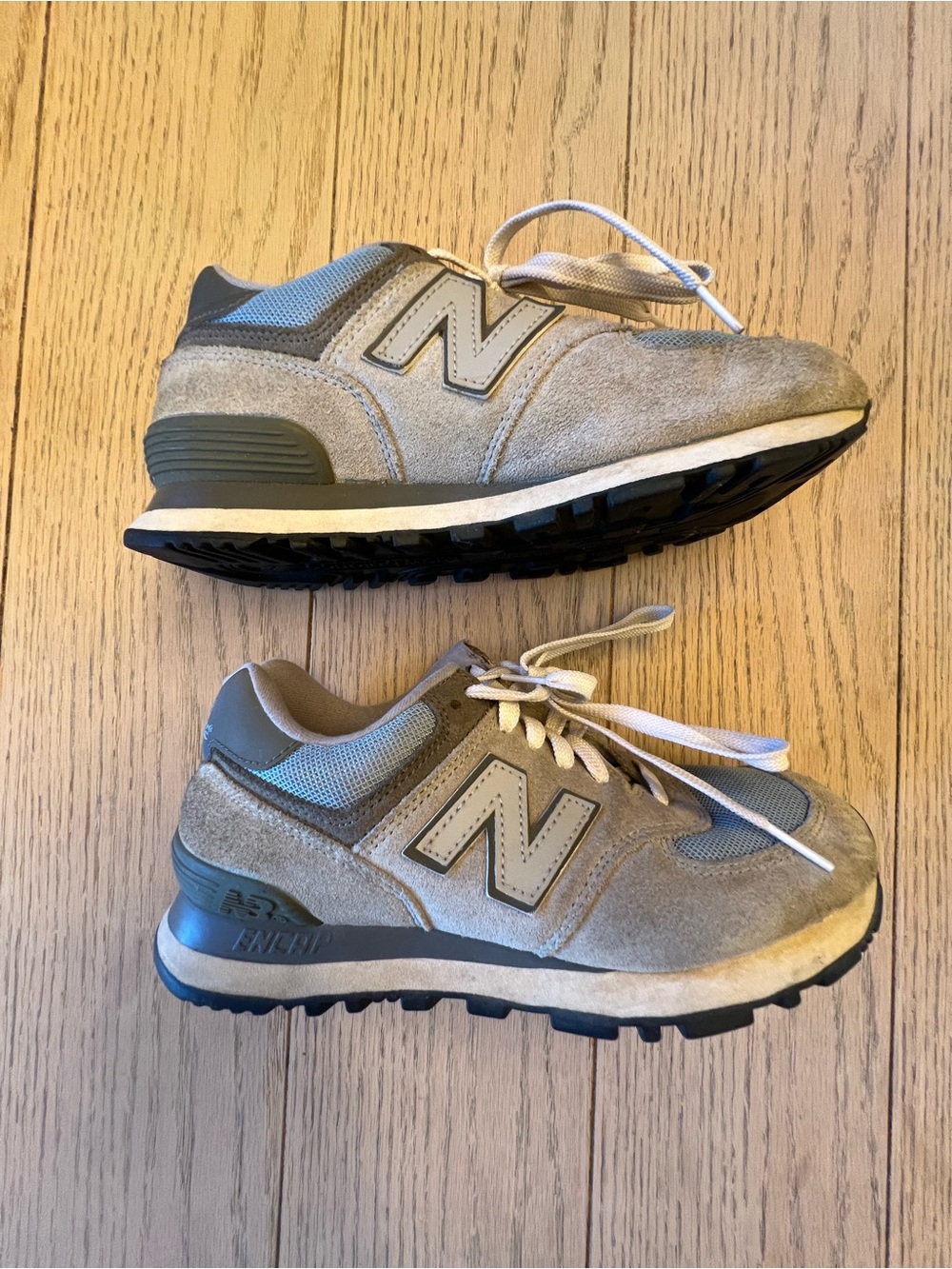 New Balance Grey Suede & Mesh Casual Sneakers
